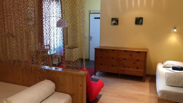 白色木屋 霞慕尼